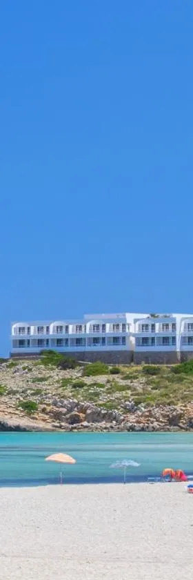 Beach Club Menorca，位于桑帕克的酒店