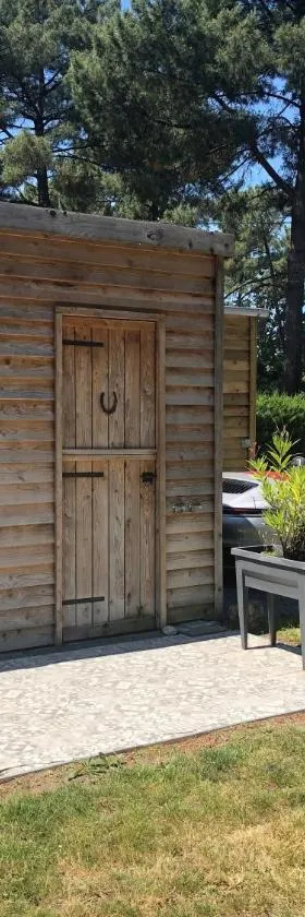 Cabane du Circuit，位于勒芒的酒店