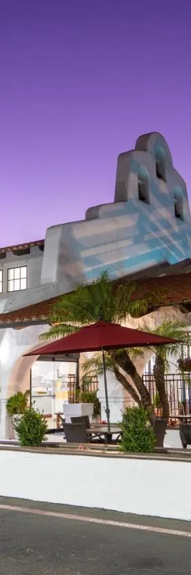 Holiday Inn Express San Clemente N – Beach Area by IHG，位于圣克莱门特的酒店