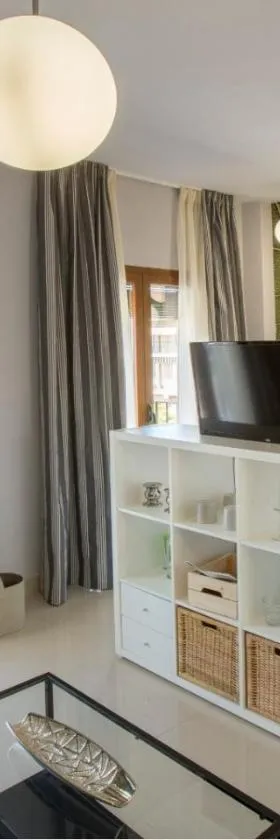 APARTAMENTOS LOS MORILES，位于Moriles的酒店