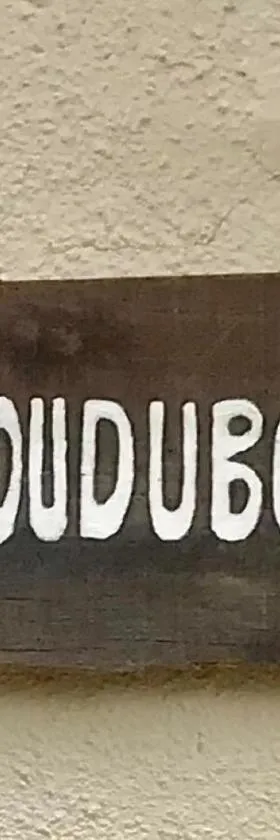 Hebergements le Camp d'Auneau - Leboudubout，位于Auneau的酒店