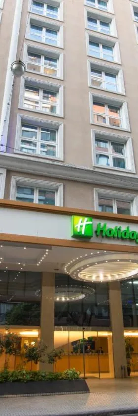 罗萨里奥快捷假日酒店，位于罗萨里奥的酒店