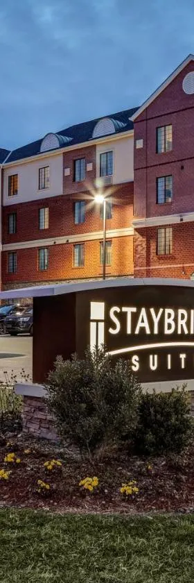 Staybridge Suites Washington D.C. - Greenbelt by IHG，位于拉纳姆的酒店