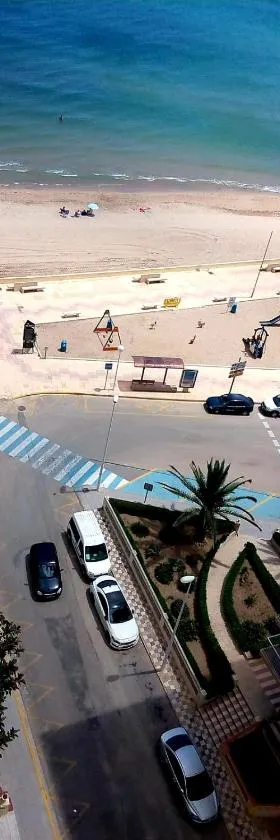 Bellreguart 1a línea de Playa - Edificio Mirador，位于贝利雷瓜尔德的酒店