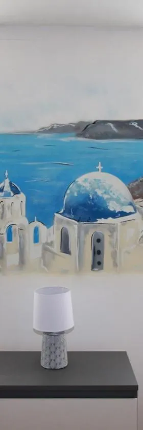 Santorini，位于La Fère的酒店