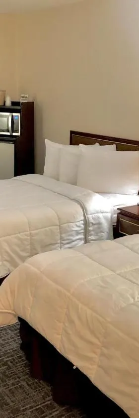 Bicentennial Inn，位于Buckhannon的酒店