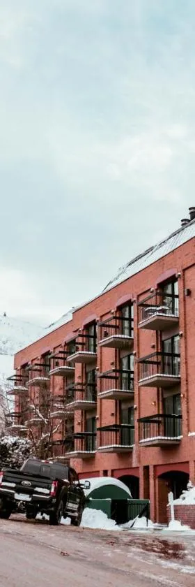 Shadow Ridge by All Seasons Resort Lodging，位于帕克城的酒店