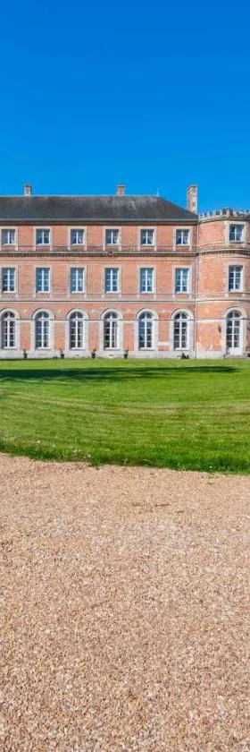 Château De Denonville，位于Denonville的酒店