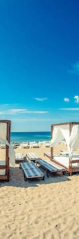 Privilege Fort Beach - Menada Apartments，位于埃勒尼特的酒店