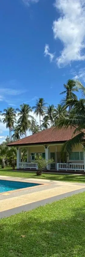 Palm Gardens Resort, Bang Saphan，位于邦沙潘的酒店