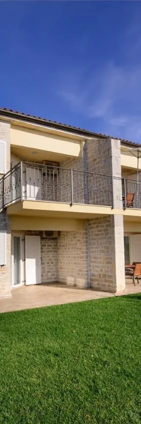 Plavo nebo Istra Apartments，位于梅杜林的酒店