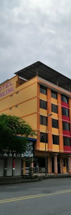 Hotel Sánchez Internacional，位于La Maná的酒店