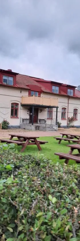 Birkagårdens Vandrarhem，位于Åled的酒店