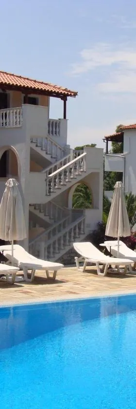 Villa Christina Skiathos，位于Vromolimnos的酒店