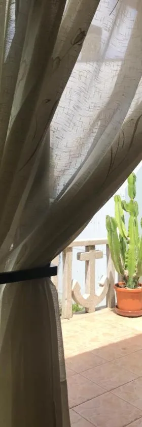 Ave del Mar，位于卡马里尼亚斯的酒店