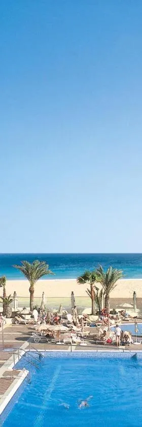 Hotel Riu Oliva Beach Resort - All Inclusive，位于科拉雷侯的酒店