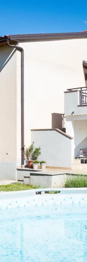 Guesthouse Pupa Opatija Istra，位于尤尔达尼的酒店