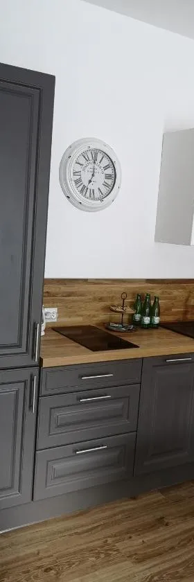 Apartamenty Lawendowy Zakątek 4，位于奥普尔的酒店