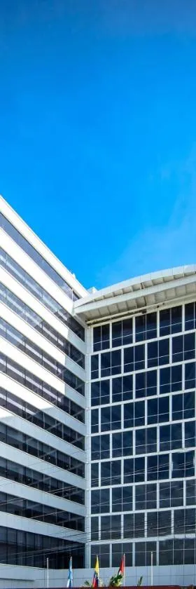 Wyndham Manta Sail Plaza Hotel and Convention Center，位于曼塔的酒店