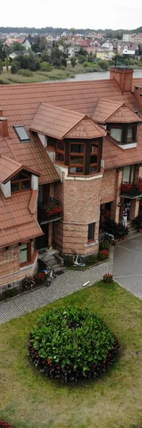 Apartament ALINA，位于卡尔图济的酒店