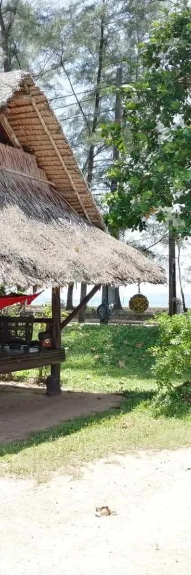 Fisherman's Hut , ขนำชาวเลโฮมสเตย์，位于帕克蒙的酒店