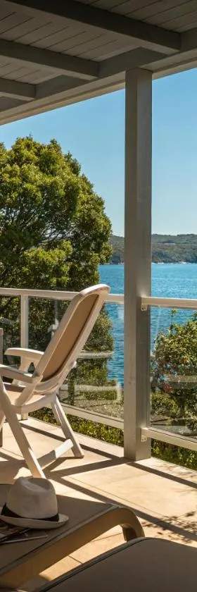 Maistra Camping Koversada Uncovered Naturist Mobile homes，位于弗尔萨尔的酒店