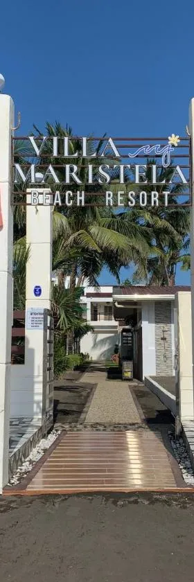 Villa MJ Maristela Beach Resort，位于Lemery的酒店