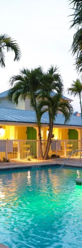 Almond Tree Inn - Adults Only，位于基韦斯特的酒店