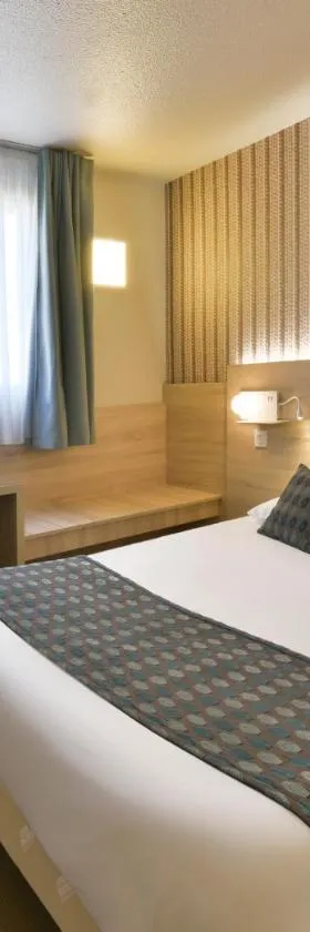 Brit Hotel Landivisiau，位于朗迪维西奥的酒店