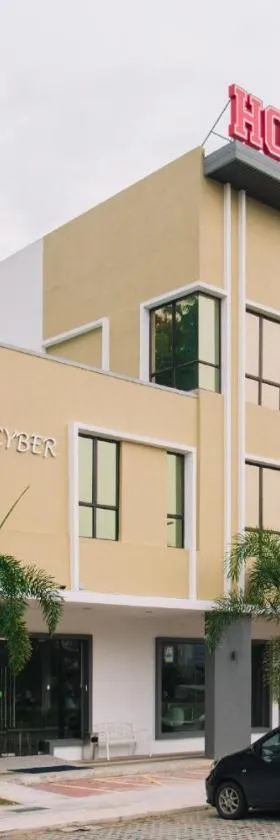 De Cyber Boutique Hotel，位于塞贝维的酒店