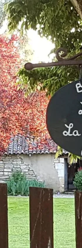 Le Logis de la Pataudière，位于Champigny-sur-Veude的酒店