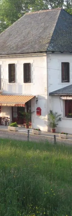 商务旅馆，位于Neuville的酒店