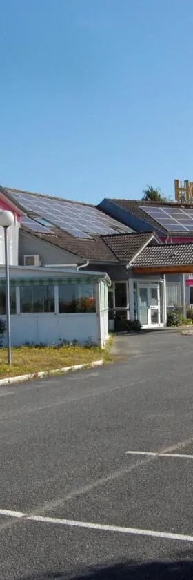 法斯特酒店，位于Déols的酒店
