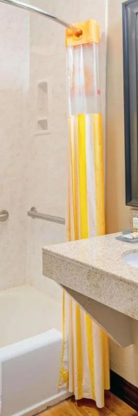 La Quinta by Wyndham Oklahoma City - Moore，位于摩尔的酒店