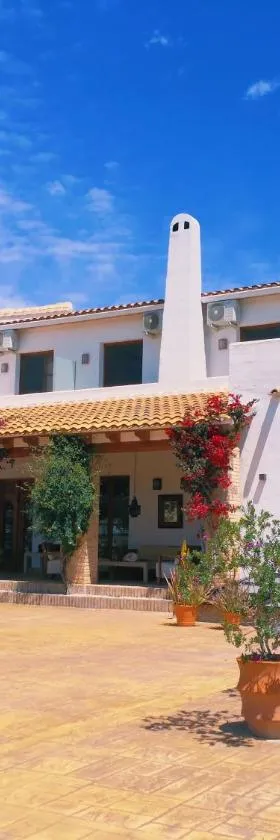 Hotel Castell de la Solana，位于阿尔卡拉利的酒店