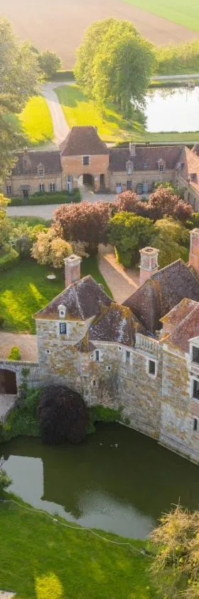 Chateau du Blanc Buisson，位于Saint-Pierre-du-Mesnil的酒店