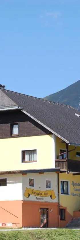 Alpenhotel & Aparthotel Lanz，位于上陶恩的酒店