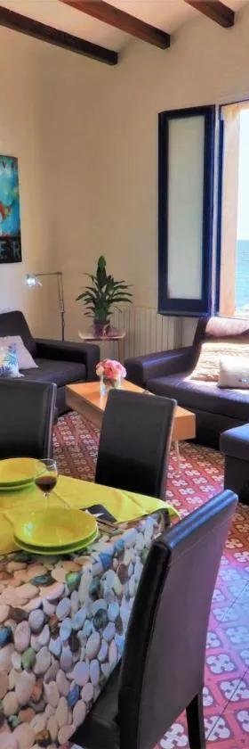 MARISOL SEAVIEW & BEACH - apartment，位于马斯诺的酒店
