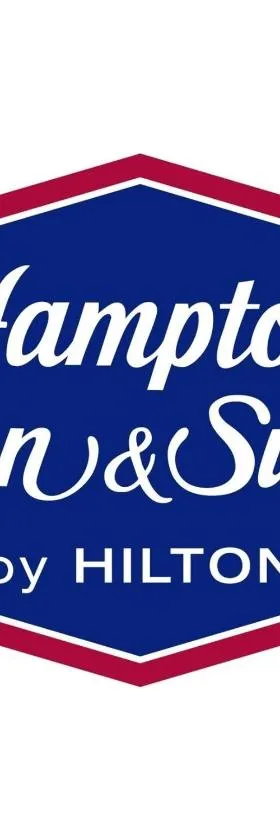 Hampton Inn & Suites Farmington，位于法明顿的酒店