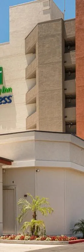 富勒顿-安纳海姆智选假日酒店，位于福乐顿市的酒店