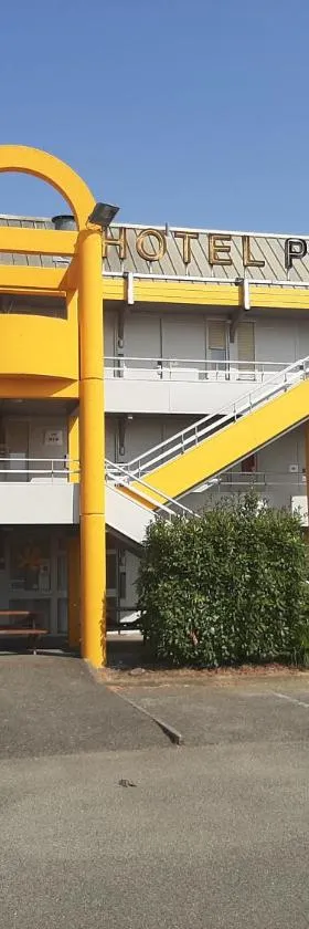 卡尔卡松普瑞米尔经典酒店，位于卡尔卡松的酒店