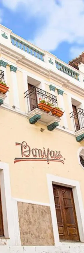 Hotel Pensión Bonifaz，位于克萨尔特南戈的酒店