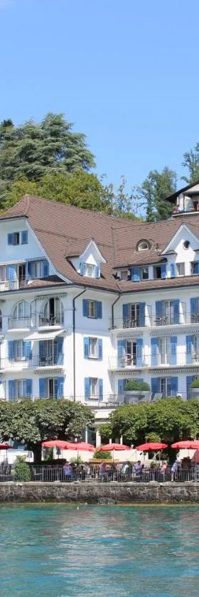 Hotel Central am See，位于韦吉斯的酒店