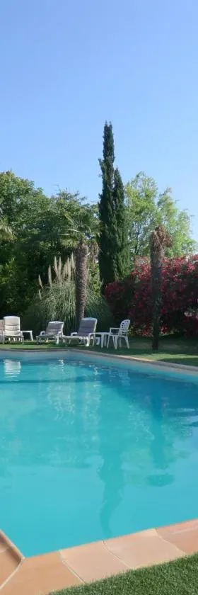 Hôtel du Parc, Avignon Est, The Originals City,，位于索尔古河畔的恩特莱奎斯的酒店