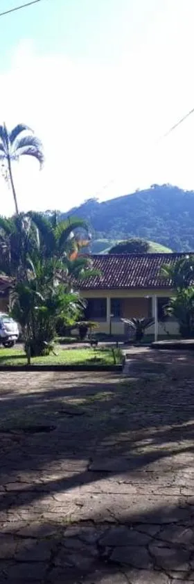Casa/sítio na serra em Bom Jardim - RJ，位于邦雅尔丁的酒店