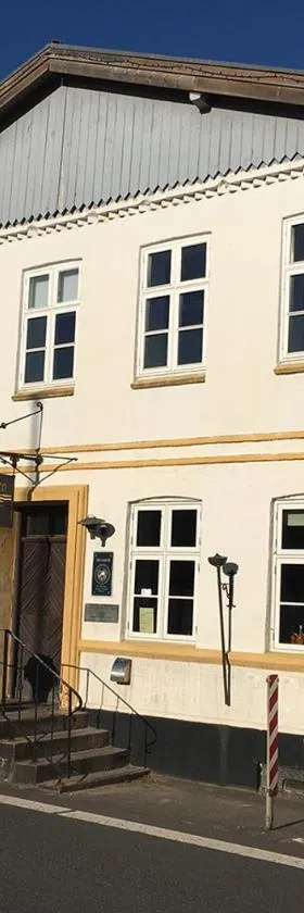 弗拉布罗库洛宾馆，位于兰讷斯的酒店