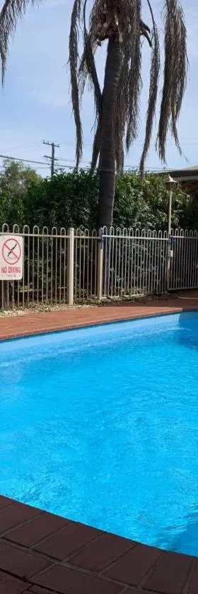 Charleville Motel，位于查尔维尔的酒店