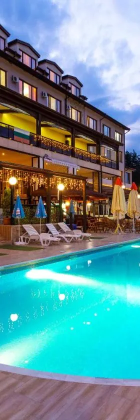 Spa Hotel Aspa Vila，位于巴尼亚的酒店
