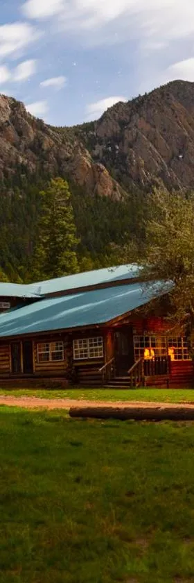 Corkins Lodge，位于Chama的酒店