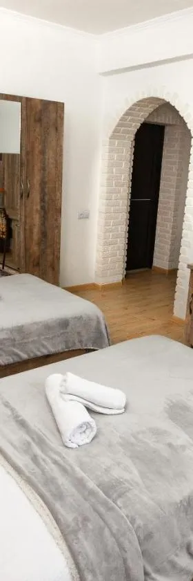 GG Group Hotel，位于阿拉木图的酒店